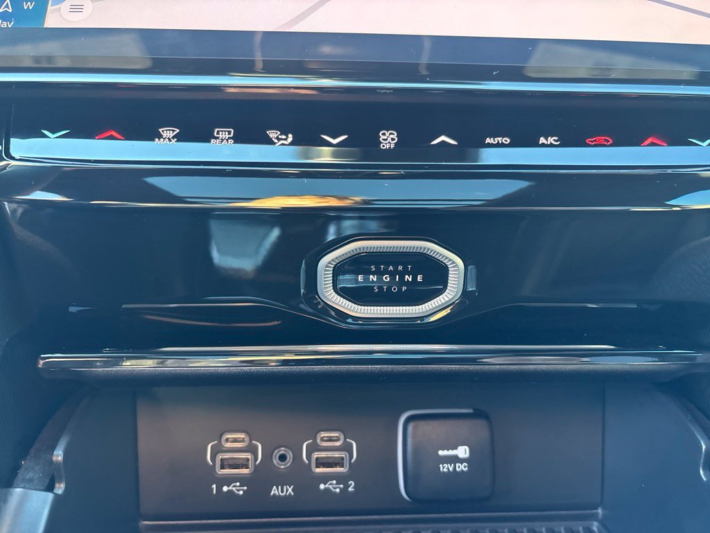 Certified 2026 Jeep Grand Cherokee L Limited AWD/4WD image 14