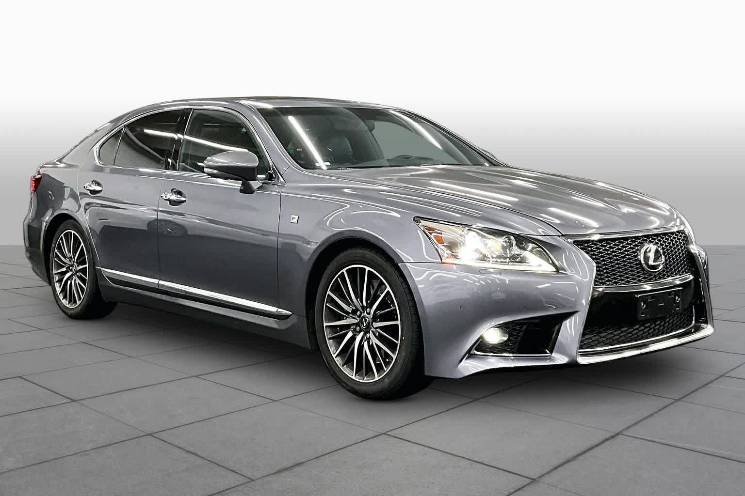Used 2014 Lexus LS 460 w/ F Sport Package RWD image 2