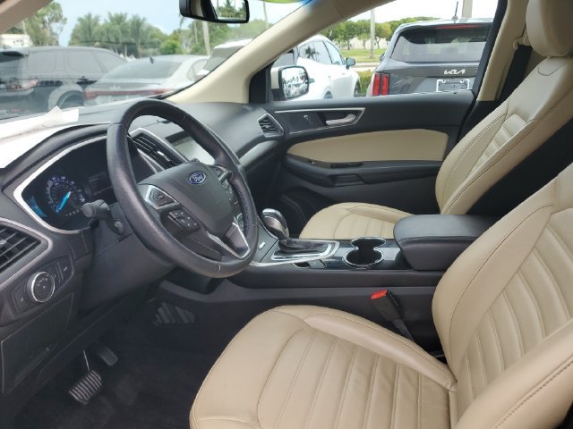 Used 2018 Ford Edge SEL w/ Equipment Group 201A AWD/4WD image 18