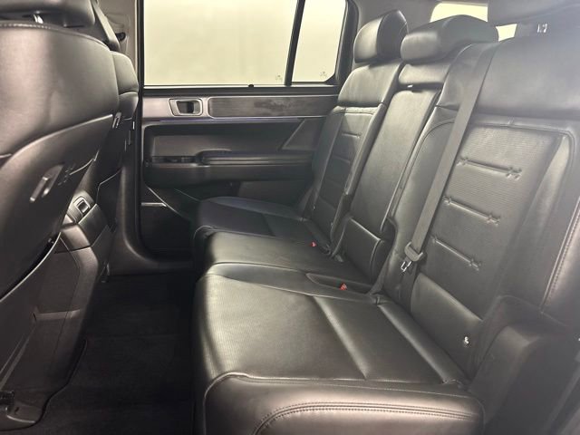 Used 2025 Hyundai Santa Fe Limited image 15