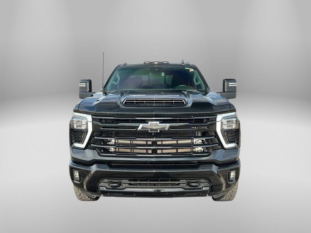 Used 2024 Chevrolet Silverado 3500 LT w/ Midnight Edition image 8