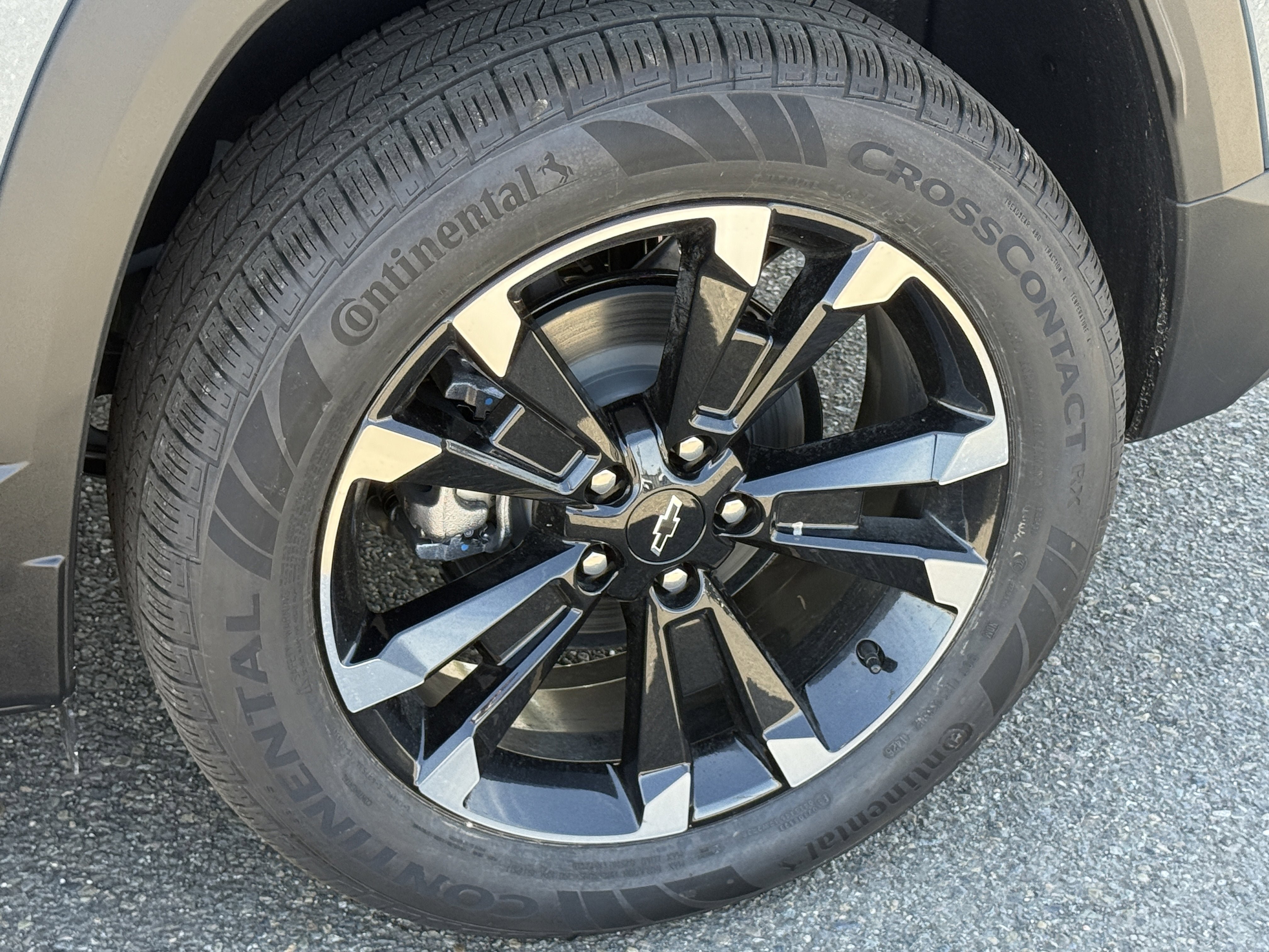 New 2026 Chevrolet Equinox RS w/ Convenience Package III AWD/4WD image 30
