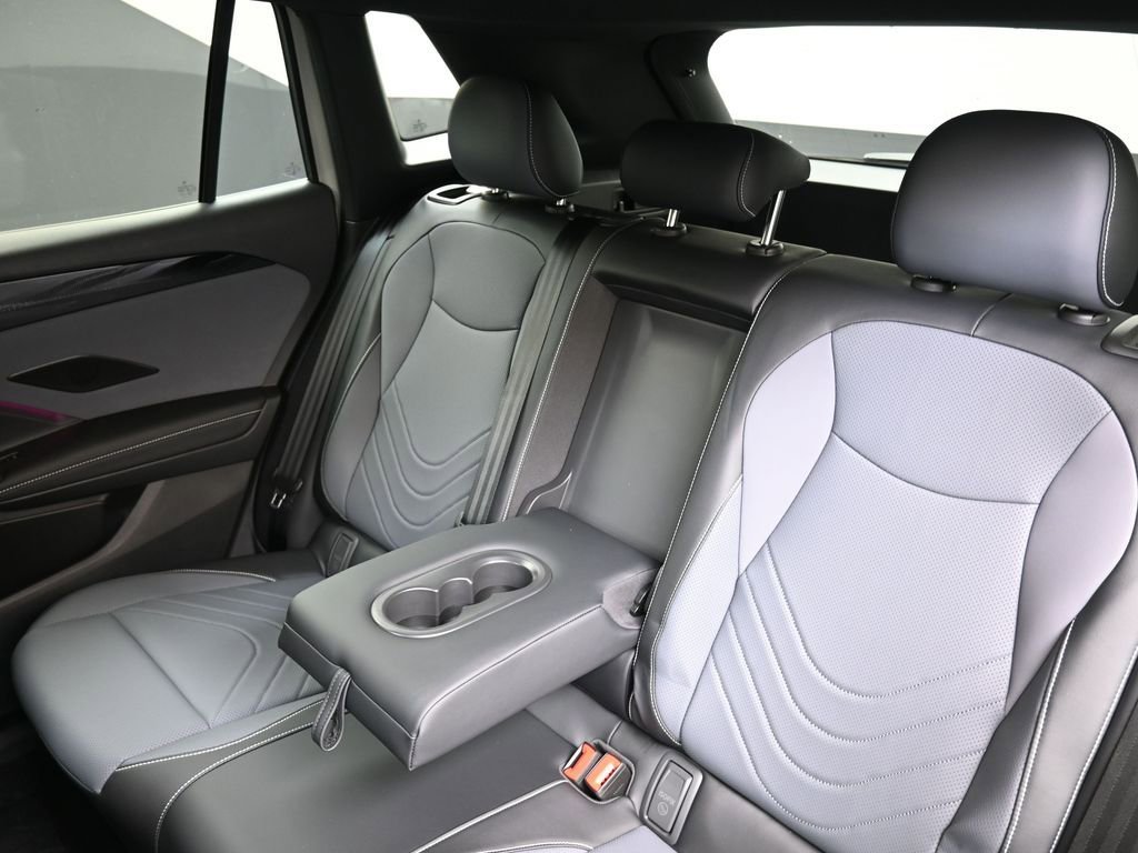 New 2026 Volkswagen Tiguan SE R-Line image 20