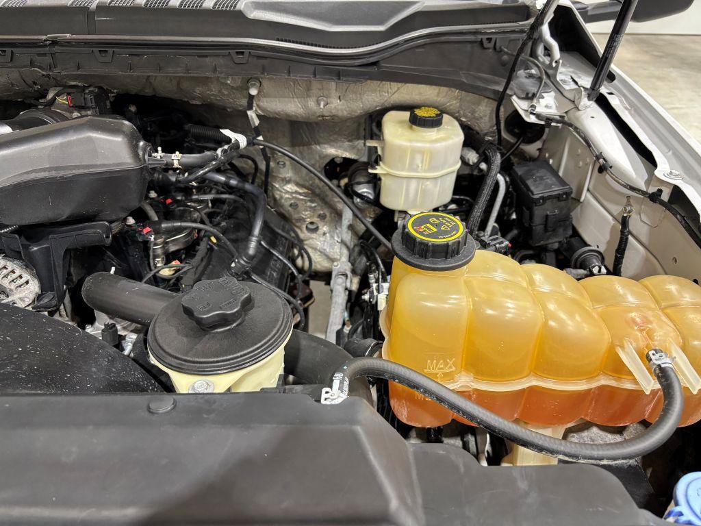 Used 2017 Ford F350 XLT image 25