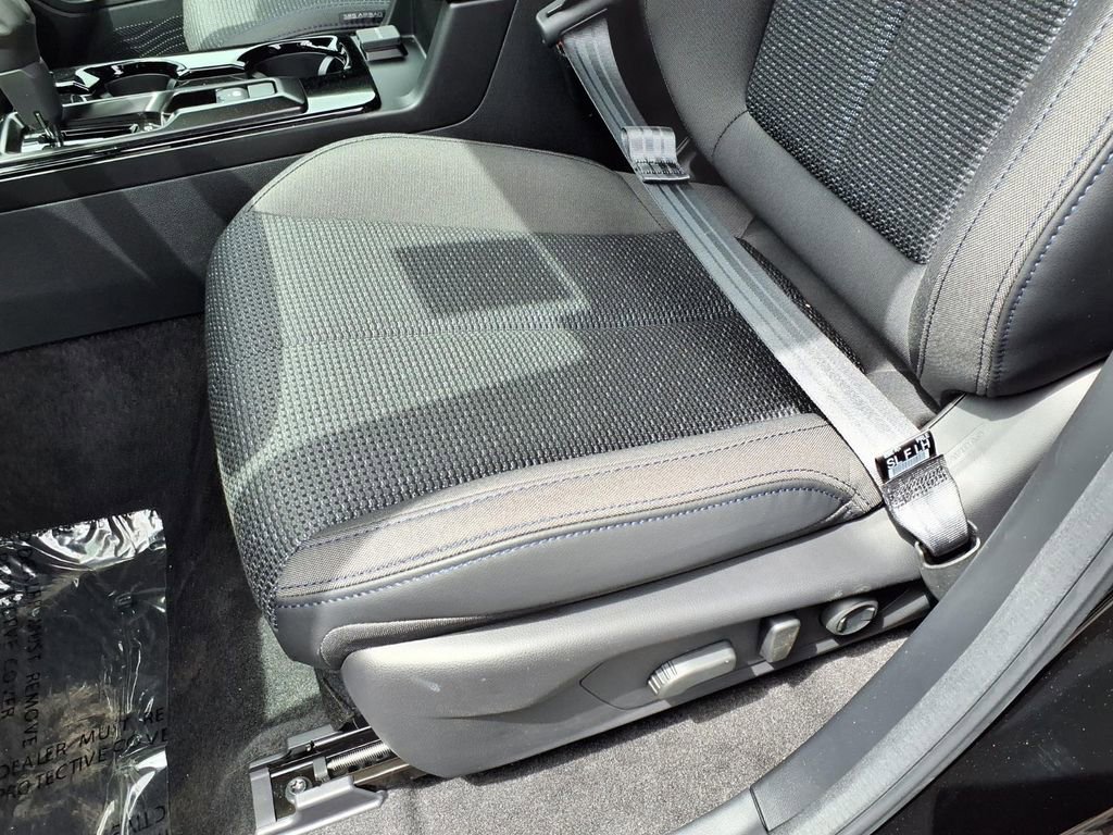 New 2026 Subaru Forester Premium AWD/4WD image 17