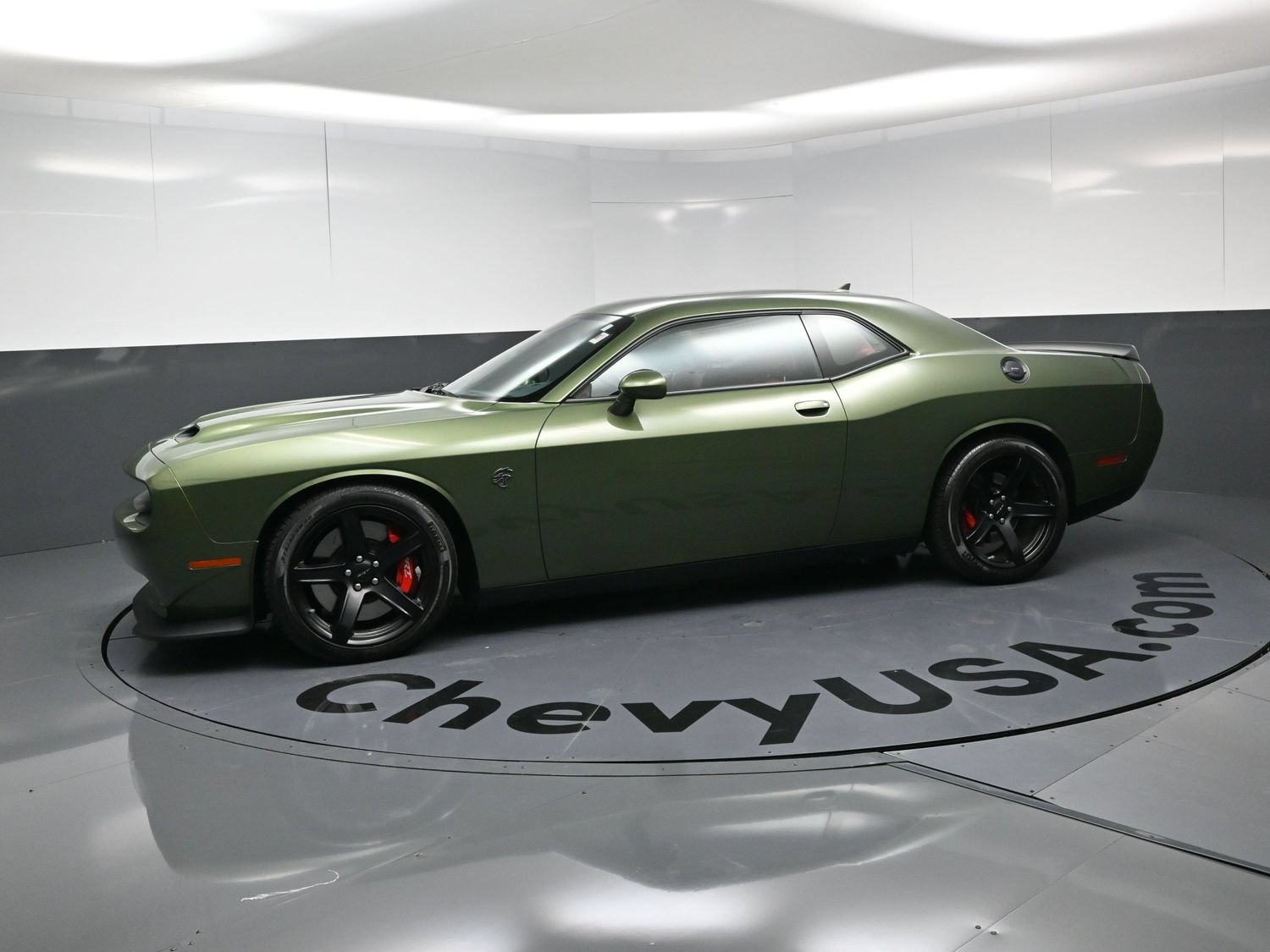 Used 2022 Dodge Challenger SRT Hellcat Redeye RWD image 6