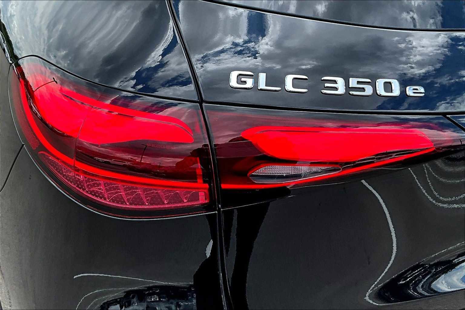 New 2025 Mercedes-Benz GLC 350e 4MATIC image 14