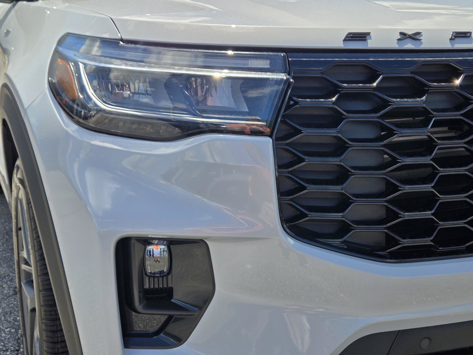 New 2026 Ford Explorer ST-Line w/ ST-Line Street Pack RWD image 4