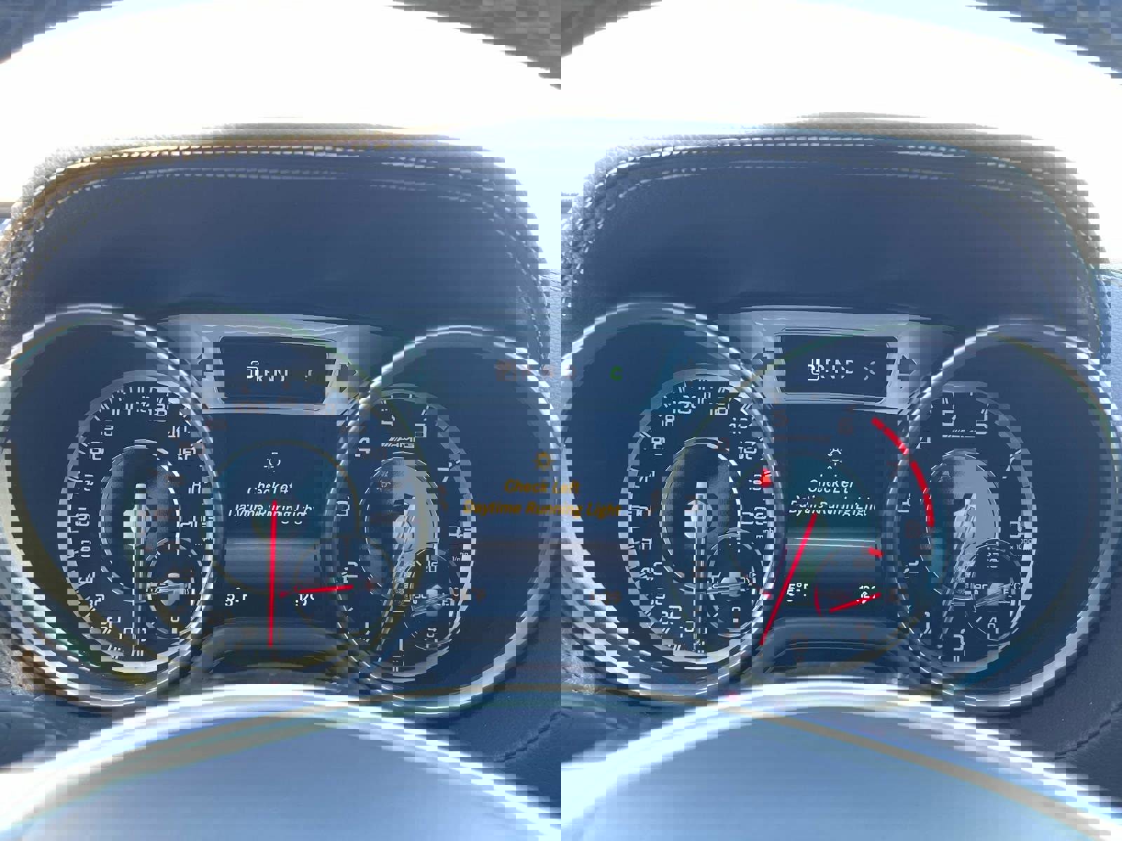 Used 2015 Mercedes-Benz SL 63 AMG w/ Driver Assistance Package image 49