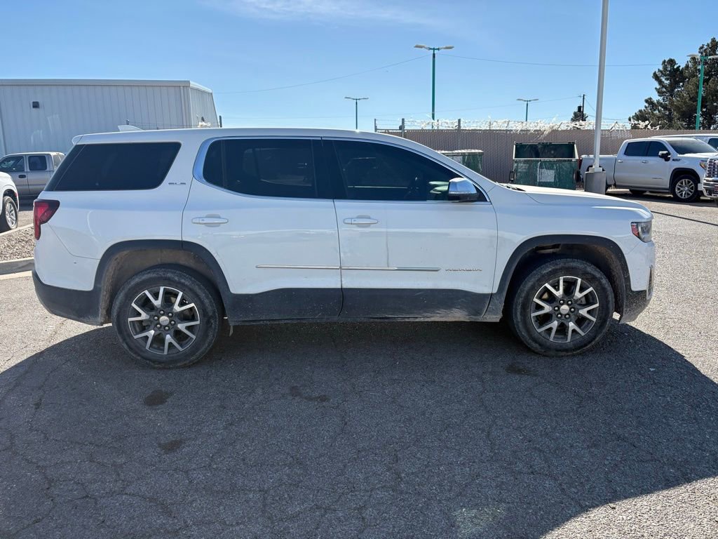 Used 2023 GMC Acadia SLE w/ LPO, Bright Accent Package image 5