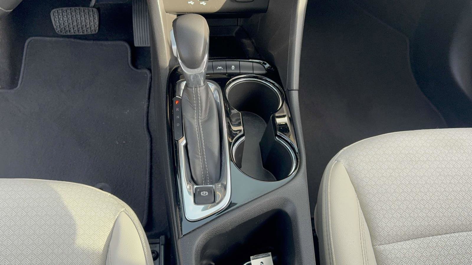 Used 2024 Buick Encore GX Preferred image 17