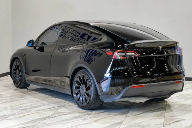 Used 2022 Tesla Model Y Performance AWD/4WD image 14