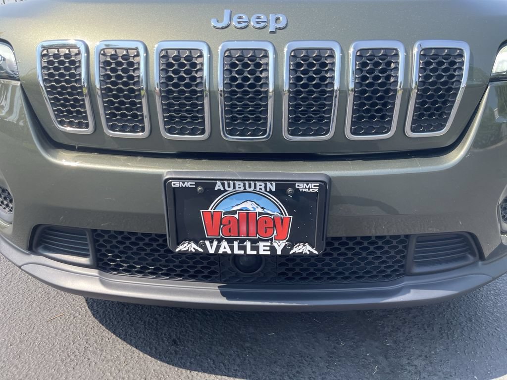 Used 2021 Jeep Cherokee Latitude FWD image 28