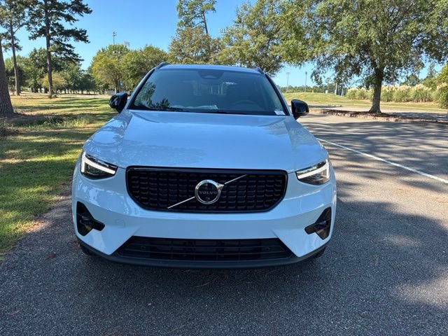 New 2026 Volvo XC40 B5 Plus w/ Protection Package Premier AWD/4WD image 2