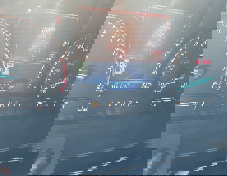 Used 2023 Ford Explorer XLT w/ Equipment Group 202A image 5