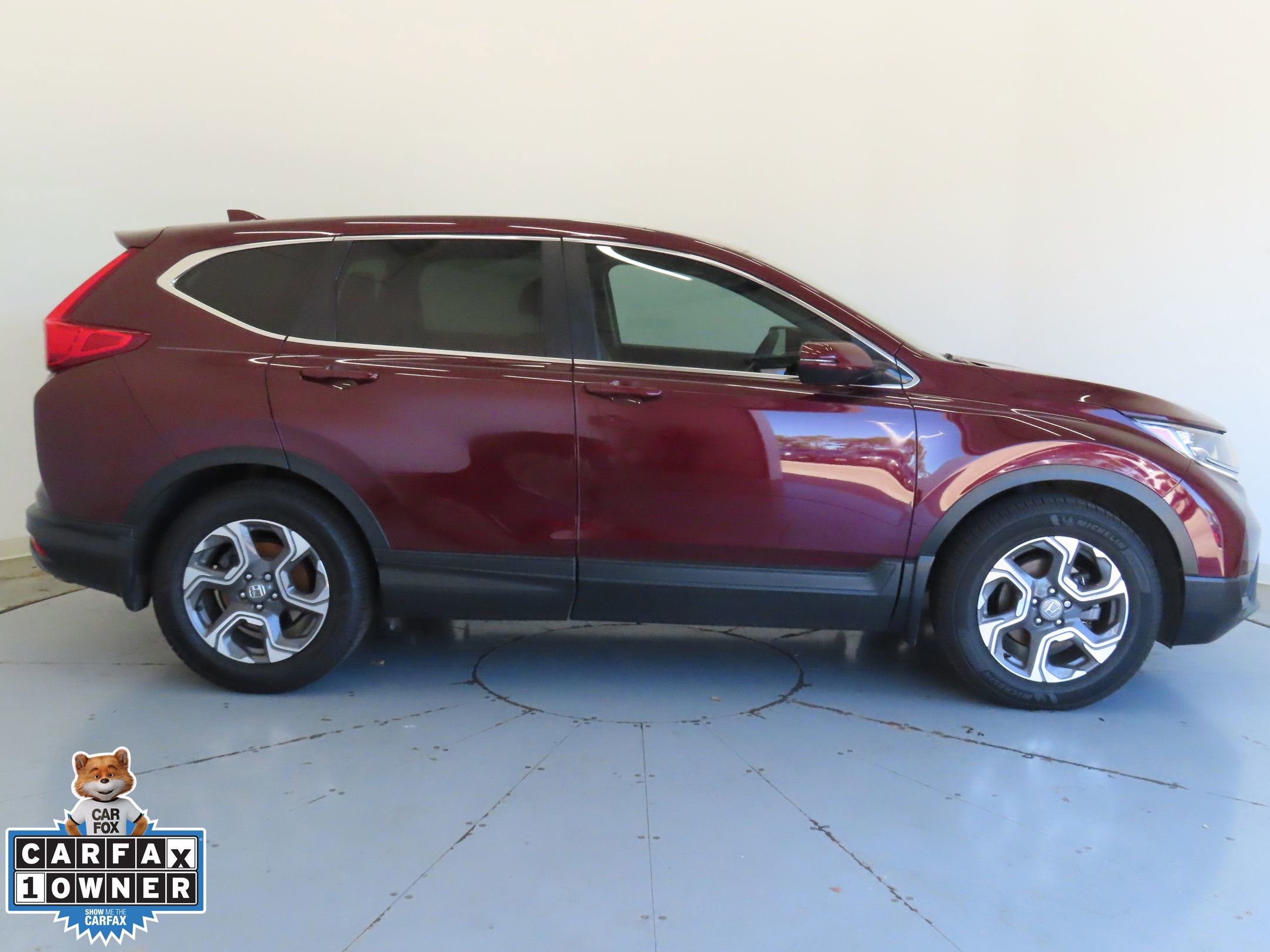 Used 2018 Honda CR-V EX image 2