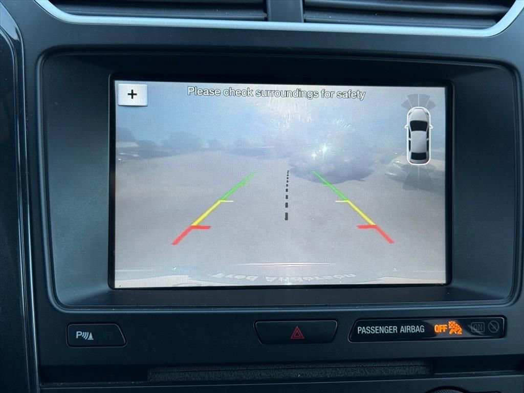 Used 2017 Ford Explorer XLT image 25