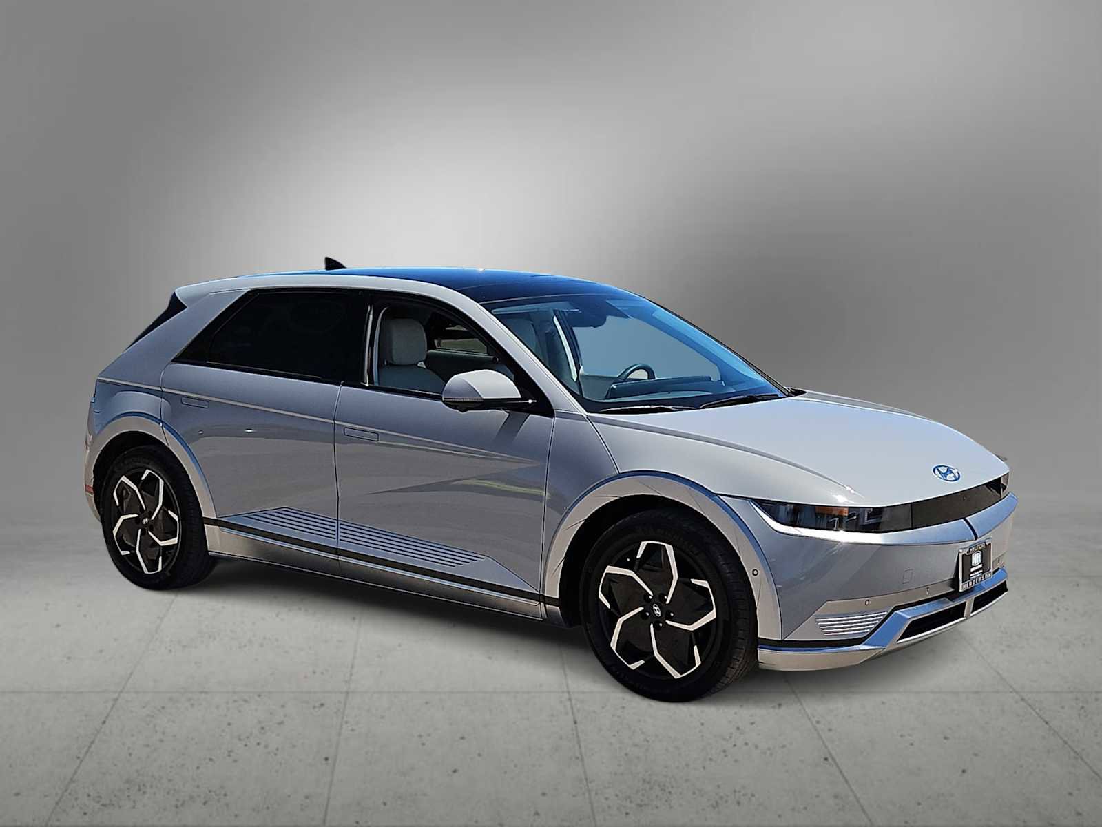 Certified 2024 Hyundai Ioniq 5 Limited RWD image 2