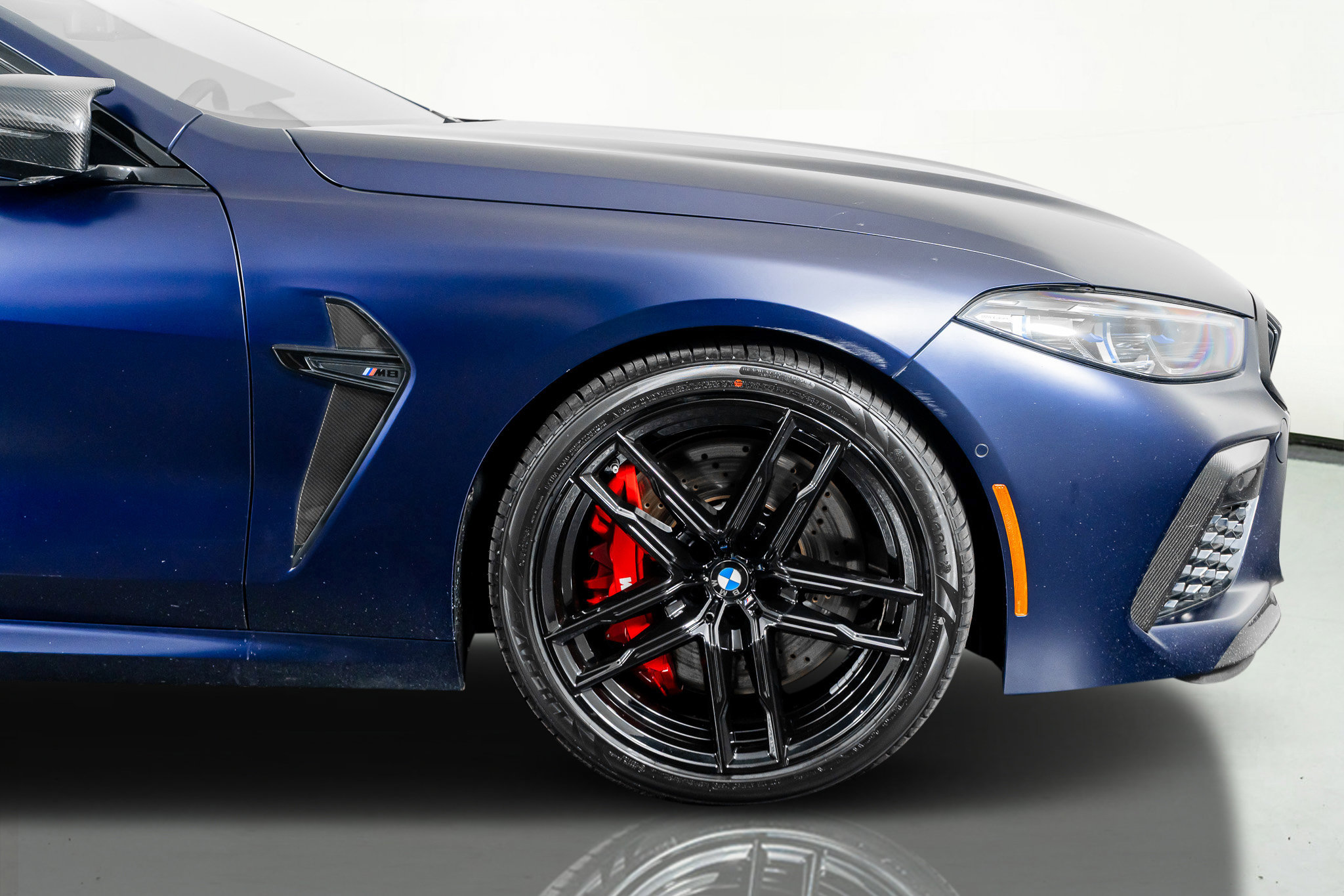 Used 2025 BMW M8 Competition w/ M Carbon Exterior Package image 6