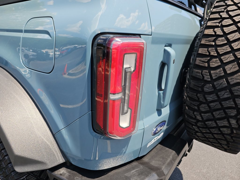 Used 2021 Ford Bronco First Edition AWD/4WD image 38