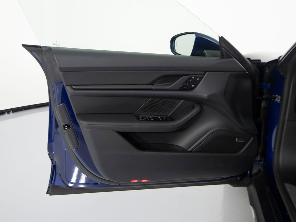 Certified 2023 Porsche Taycan 4S image 18