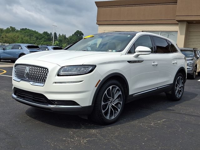 Used 2021 Lincoln Nautilus Reserve AWD/4WD image 3