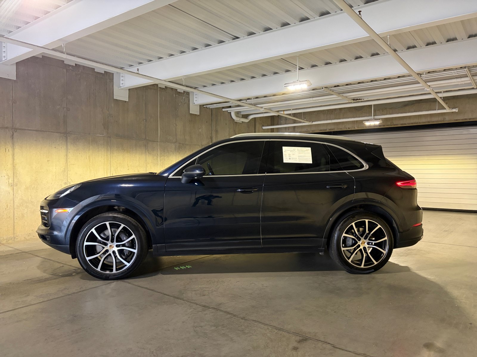 Certified 2023 Porsche Cayenne AWD/4WD image 2