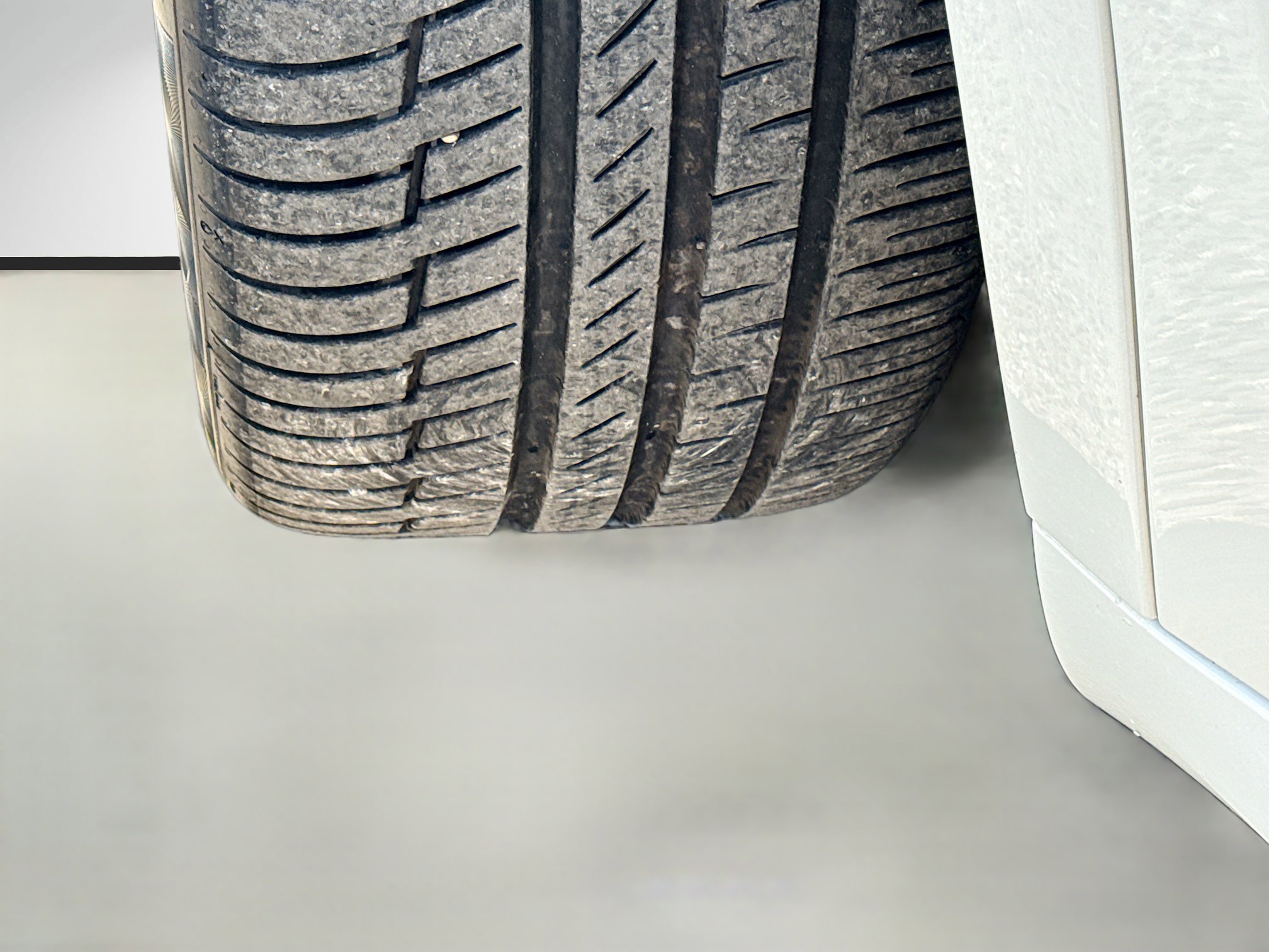 Used 2024 BMW X5 xDrive40i w/ Executive Package image 45