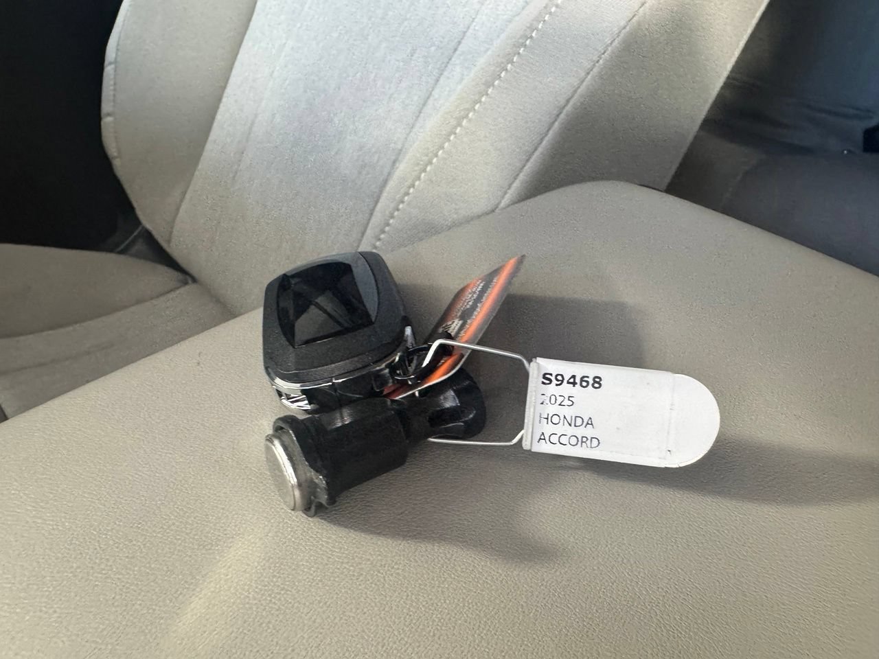 Used 2025 Honda Accord LX image 3