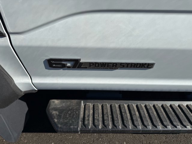 New 2025 Ford F550 4x4 Crew Cab image 7
