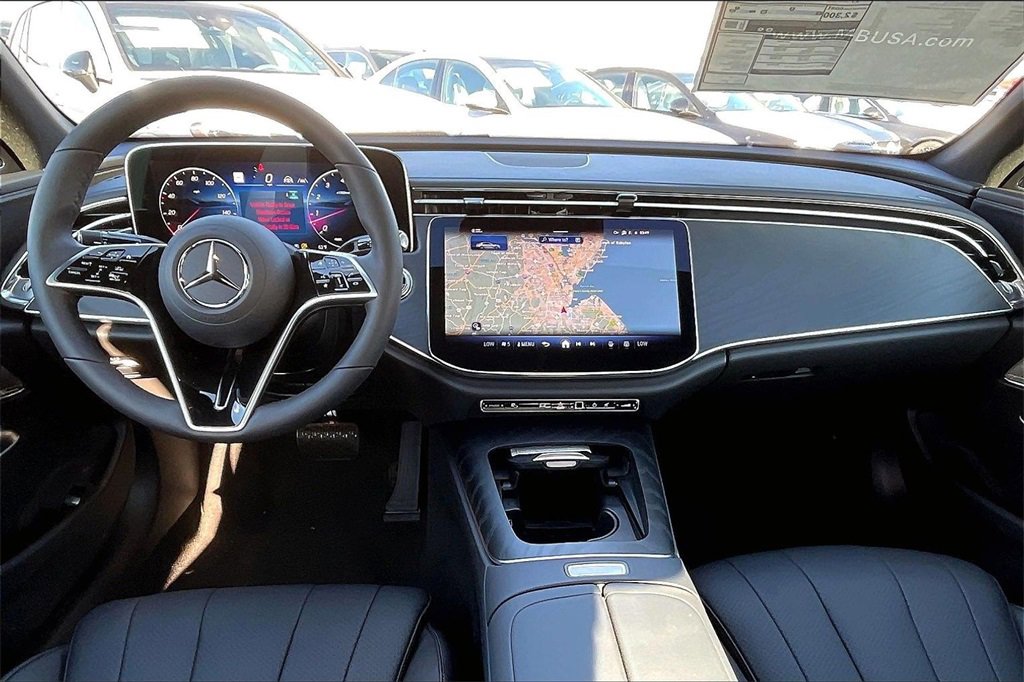 New 2026 Mercedes-Benz E 350 4MATIC Sedan image 5