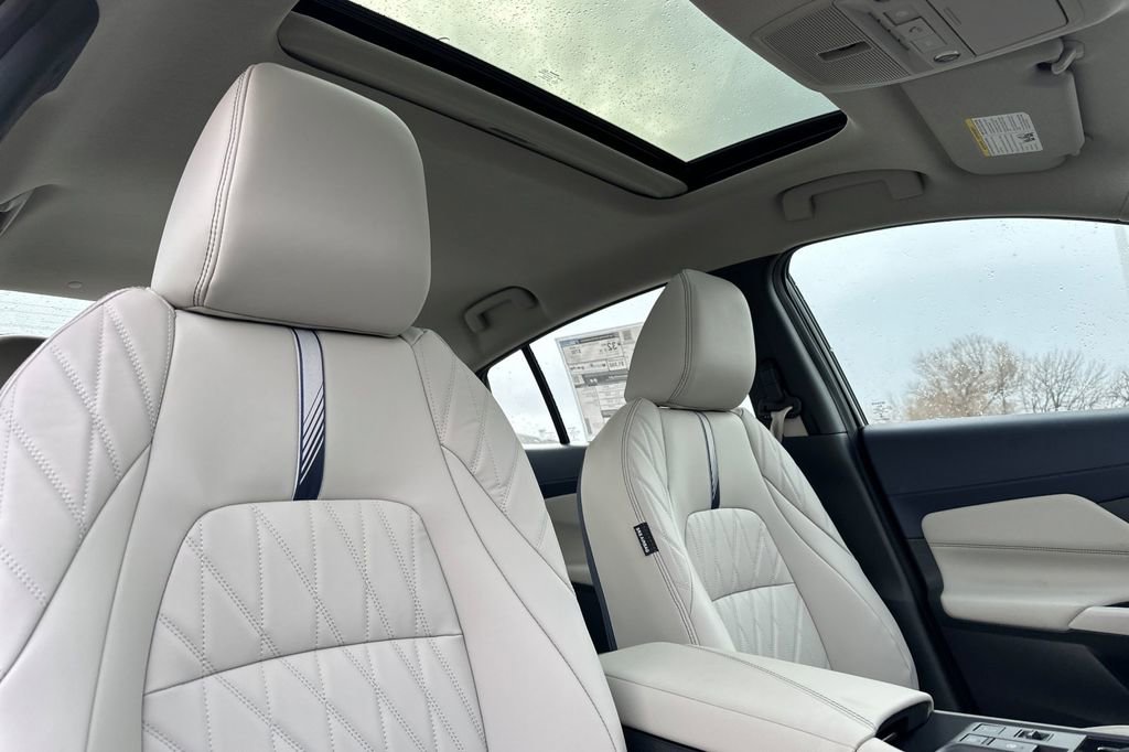 New 2026 Nissan Sentra SL w/ Floor Mat Package image 16