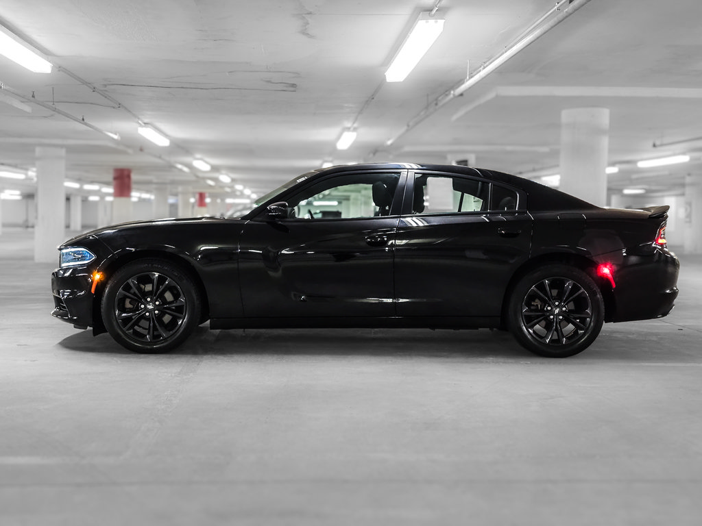 Used 2020 Dodge Charger SXT w/ Blacktop Package AWD/4WD image 14