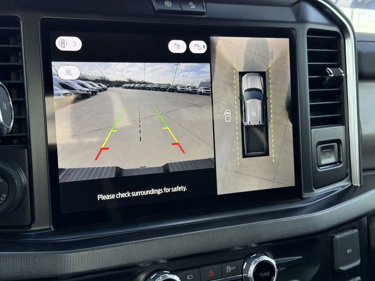 New 2026 Ford F250 Platinum w/ Tremor Off-Road Package image 45