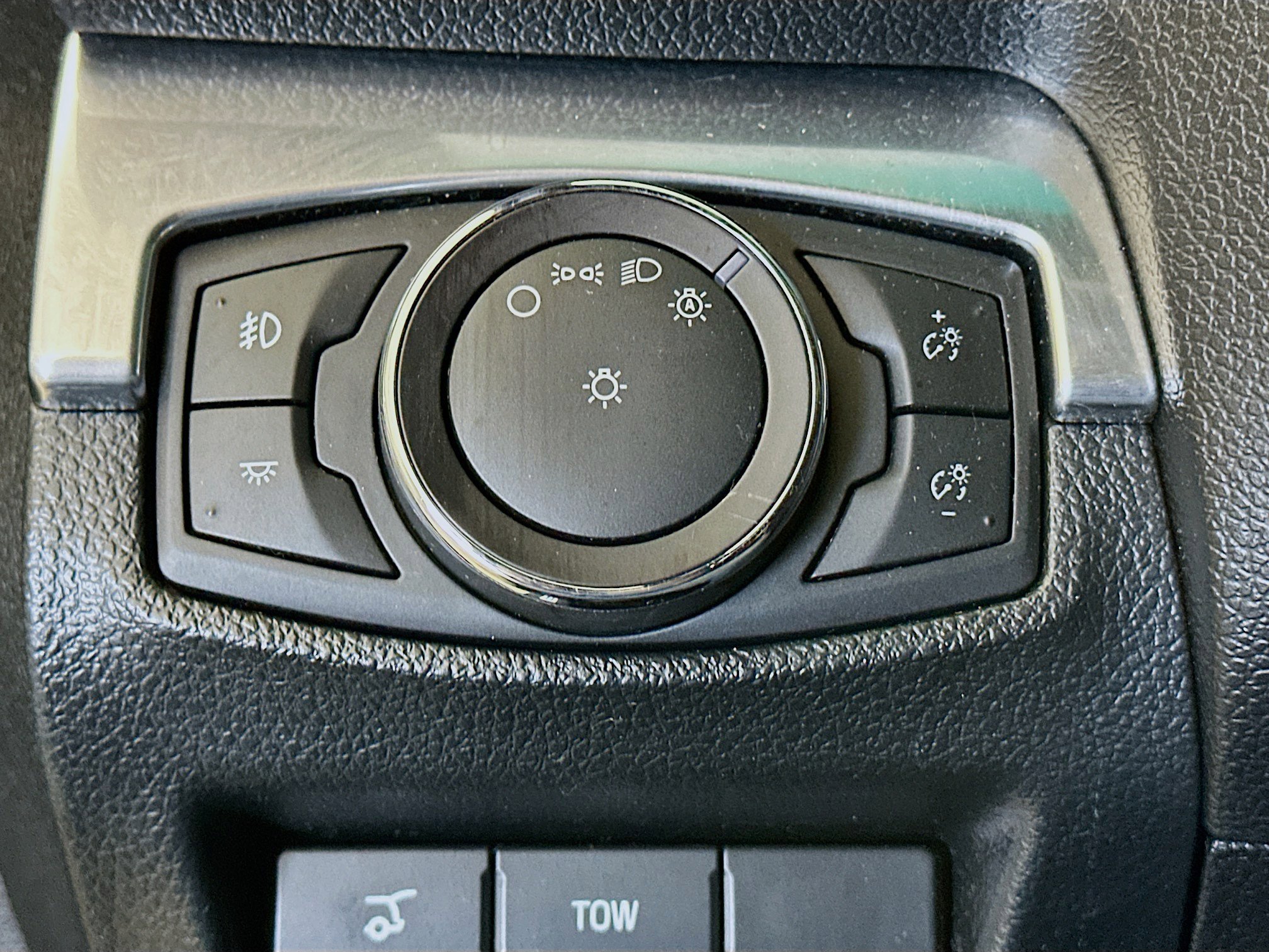 Used 2016 Ford Explorer Sport AWD/4WD image 16