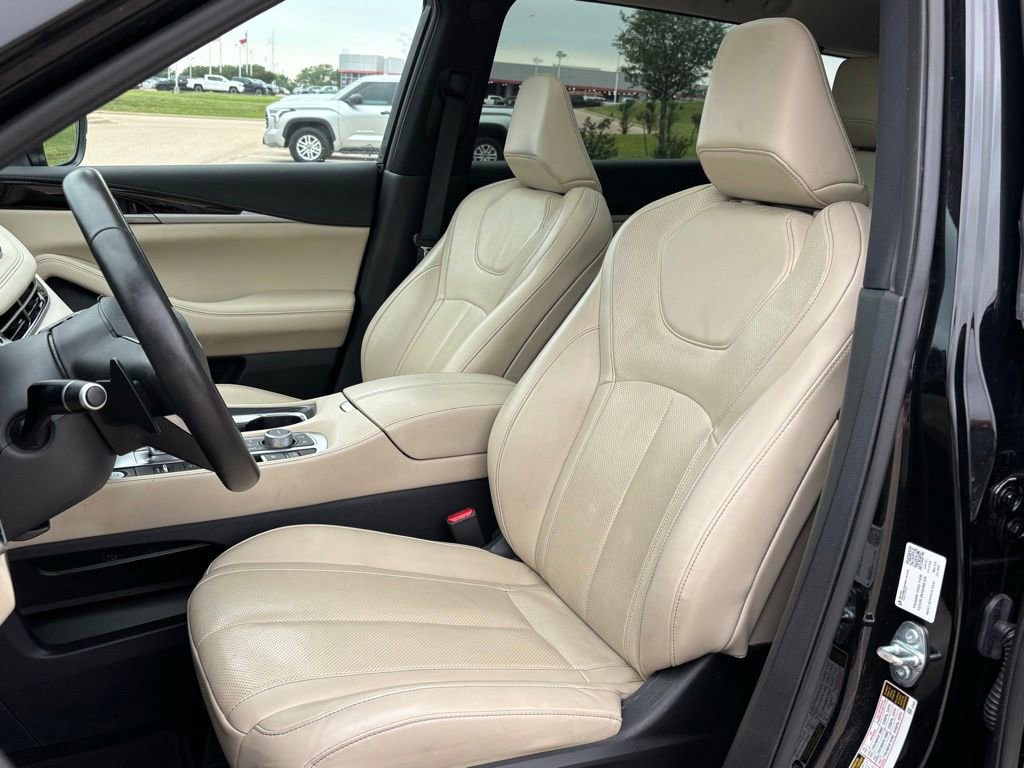 Used 2025 INFINITI QX60 Pure FWD image 13