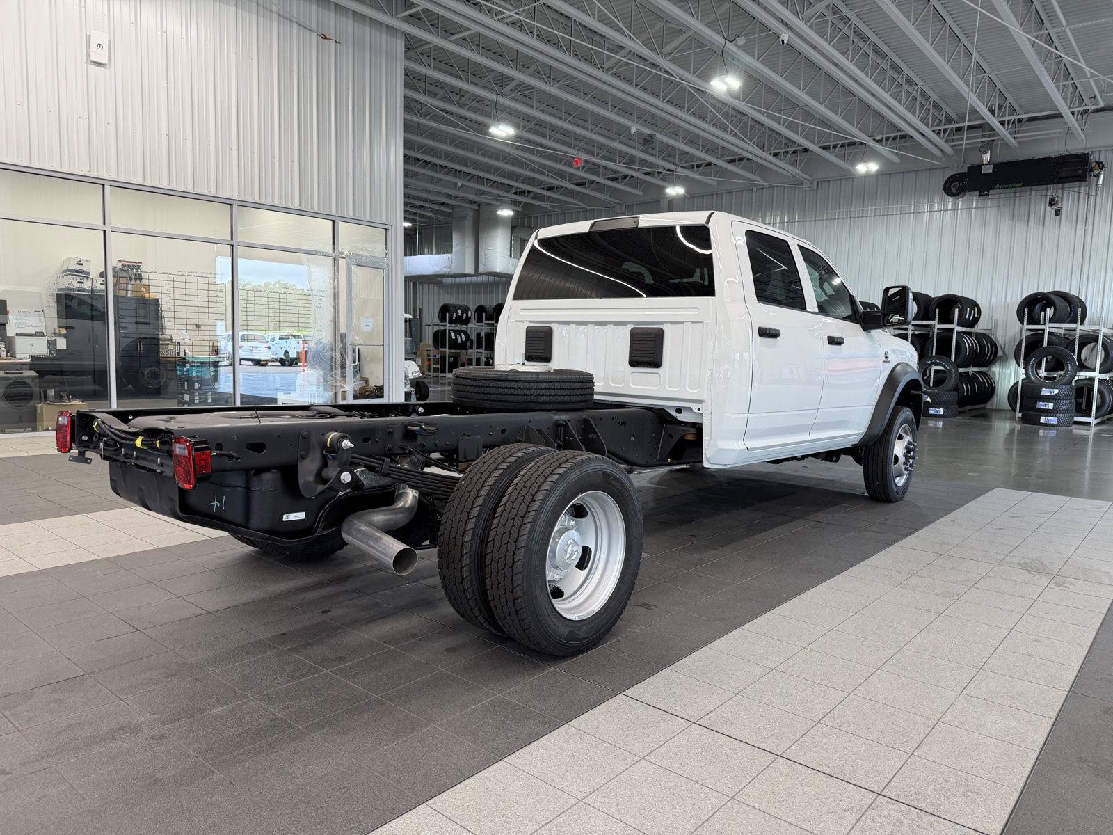 New 2026 RAM 4500 Tradesman AWD/4WD image 7