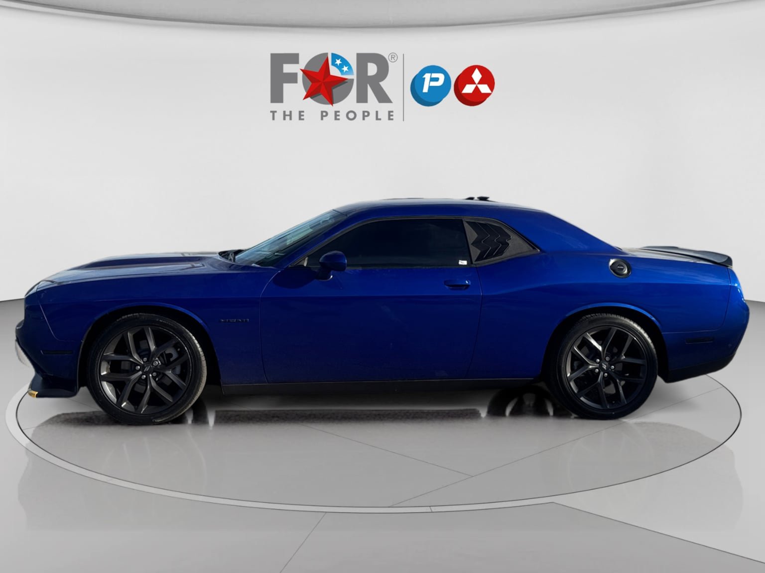 Used 2021 Dodge Challenger R/T w/ Blacktop Package image 2