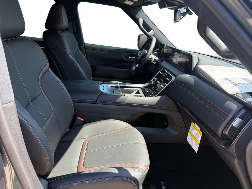 New 2026 Nissan Armada SL AWD/4WD image 16
