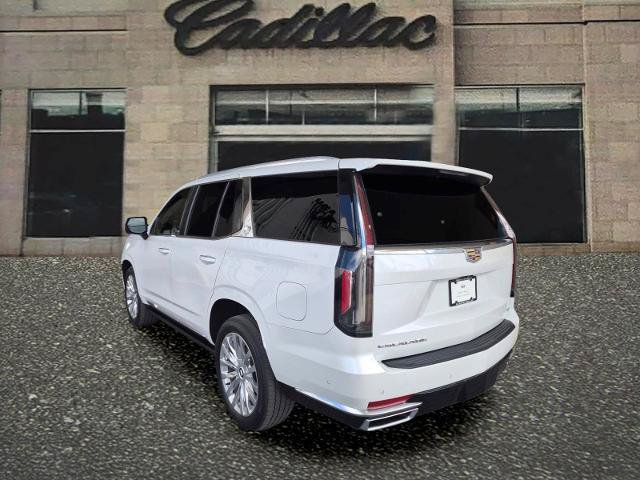 Used 2022 Cadillac Escalade Premium Luxury w/ Performance Package AWD/4WD image 3