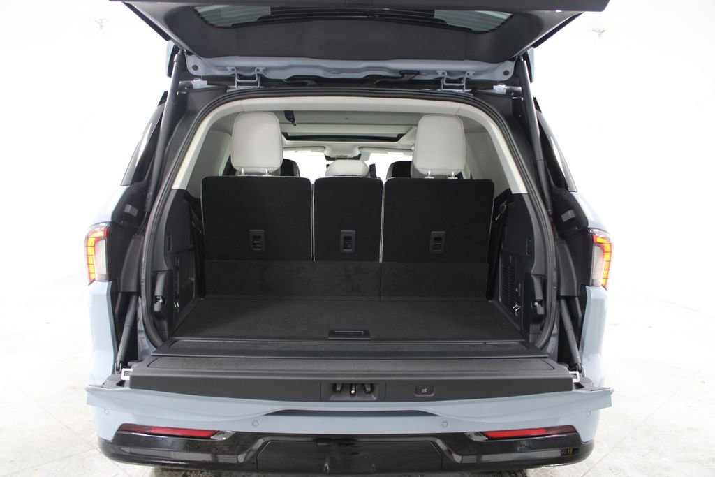 New 2026 Lincoln Navigator Reserve image 15