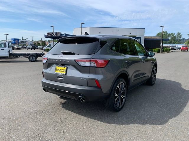 Used 2021 Ford Escape SE w/ SE Sport Appearance Package AWD/4WD image 6