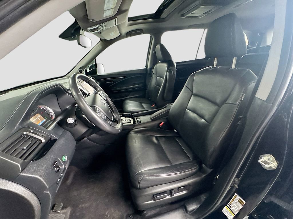 Used 2016 Honda Pilot Touring image 20