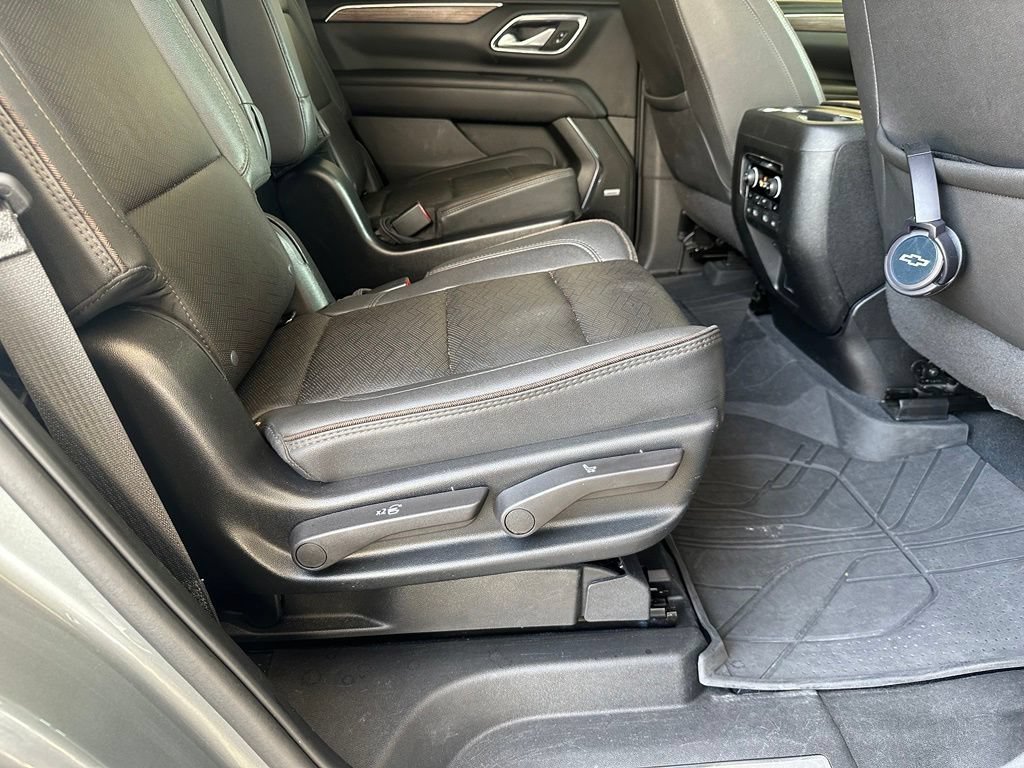 Used 2023 Chevrolet Tahoe High Country AWD/4WD image 40
