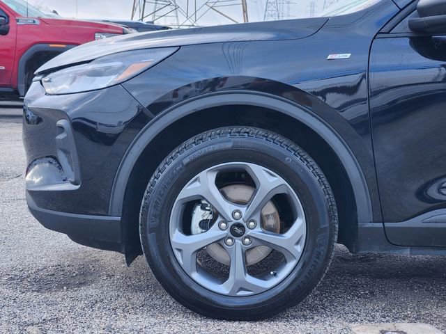 Used 2025 Ford Escape ST-Line image 8