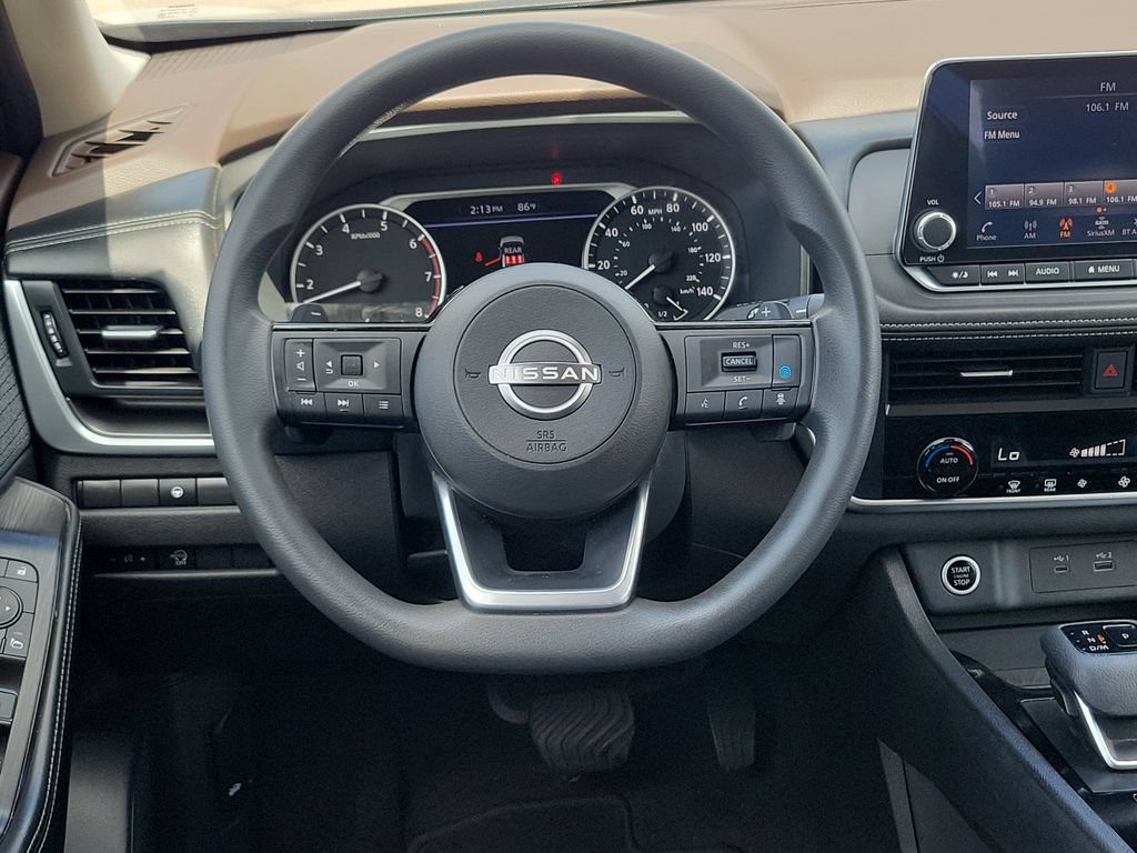 Used 2023 Nissan Rogue SV AWD/4WD image 21