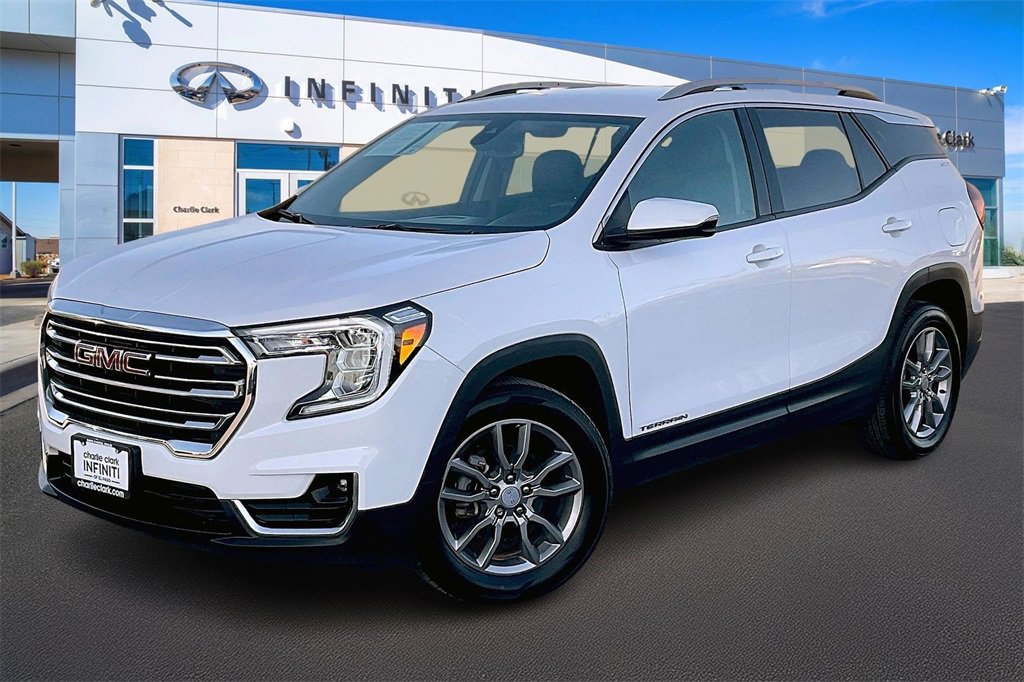 Used 2024 GMC Terrain SLT