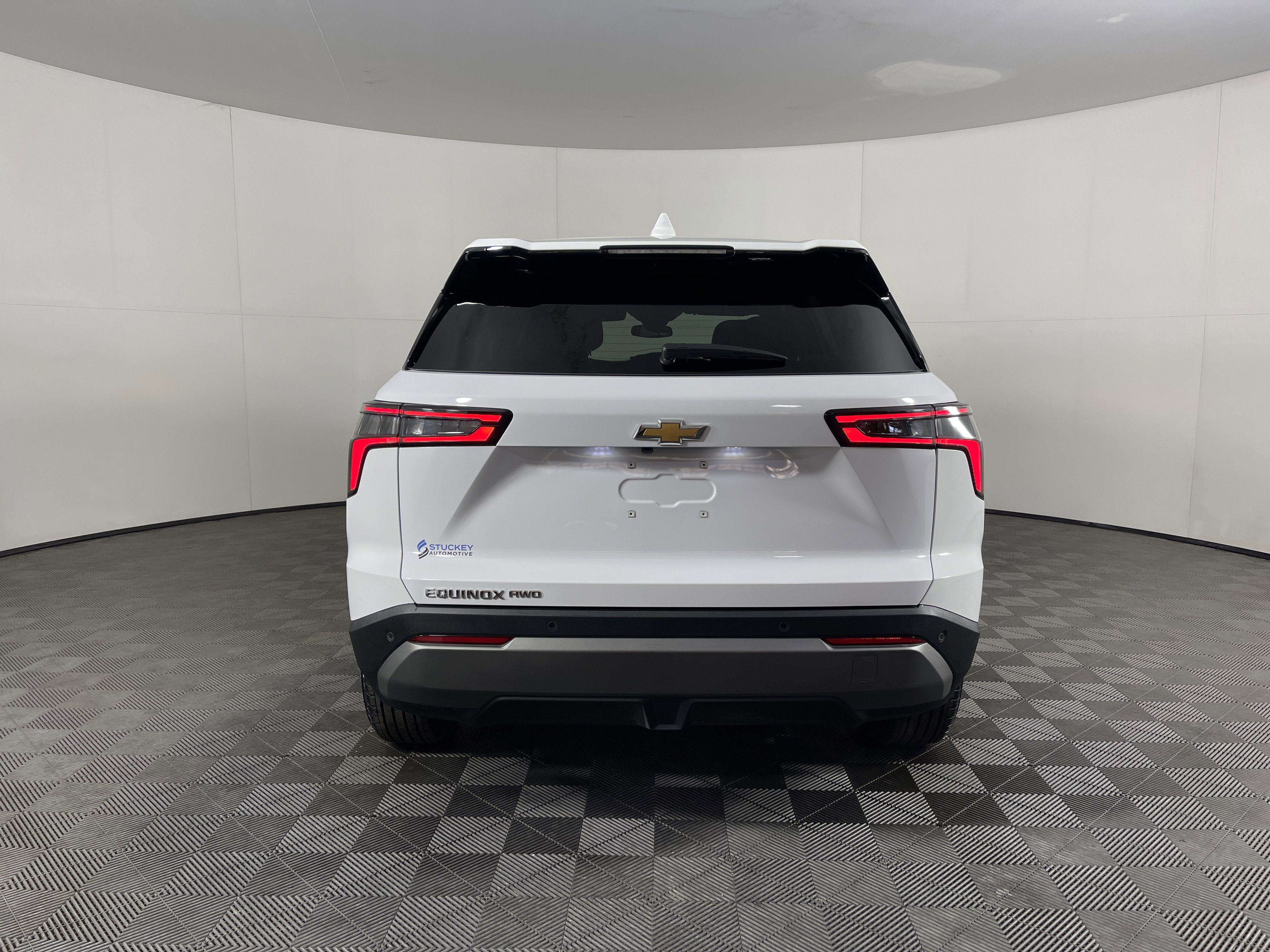 Used 2025 Chevrolet Equinox LT image 4