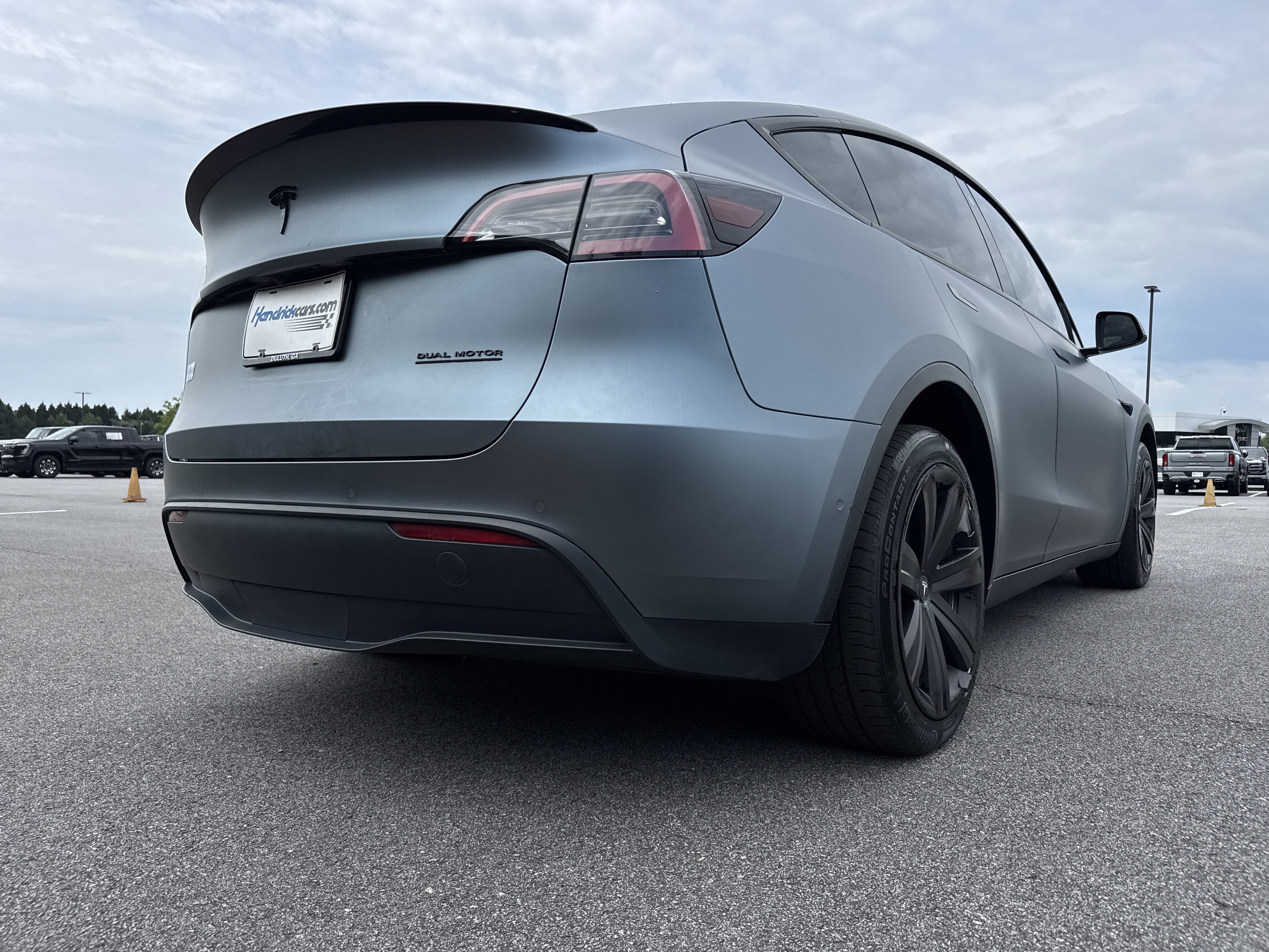 Used 2022 Tesla Model Y Long Range AWD/4WD image 10