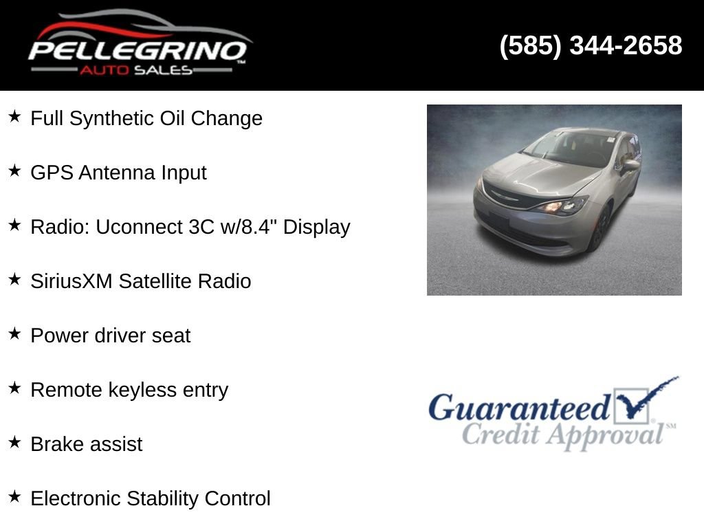Used 2017 Chrysler Pacifica Touring FWD image 2